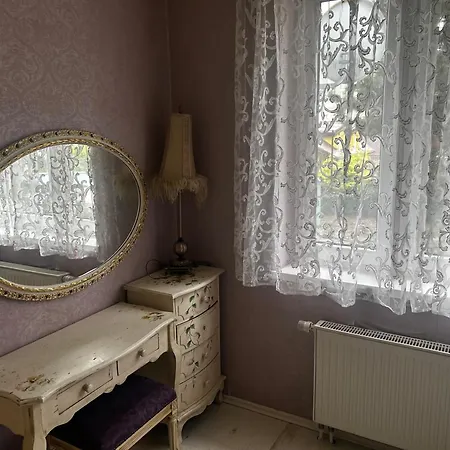 Apart Home